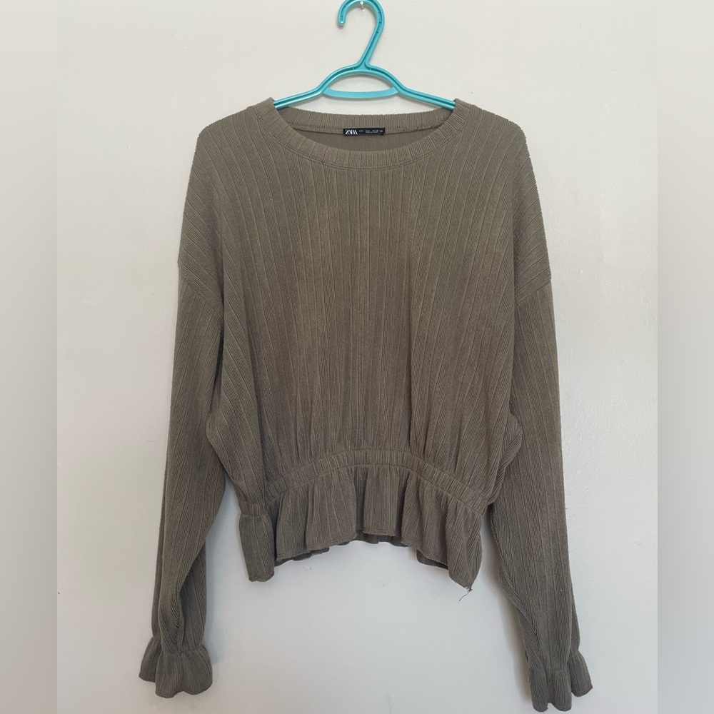 Zara Peplum style shirt size L